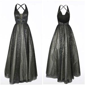 Dave & Johnny Black Sequin Halter Formal Gown $286
